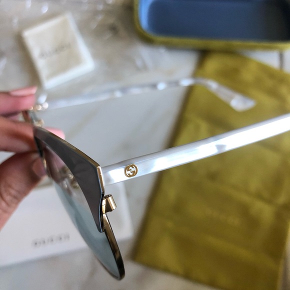 🔥NEW GUCCI CAT EYE SUNGLASSES 🔥 - Picture 8 of 16